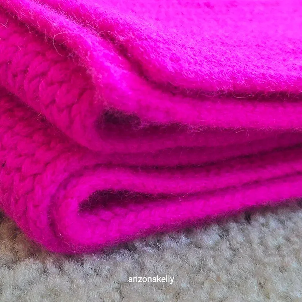 NWOT Banana Republic Signature Cashmere Scarf Wild Orchid Pink Hot Pink